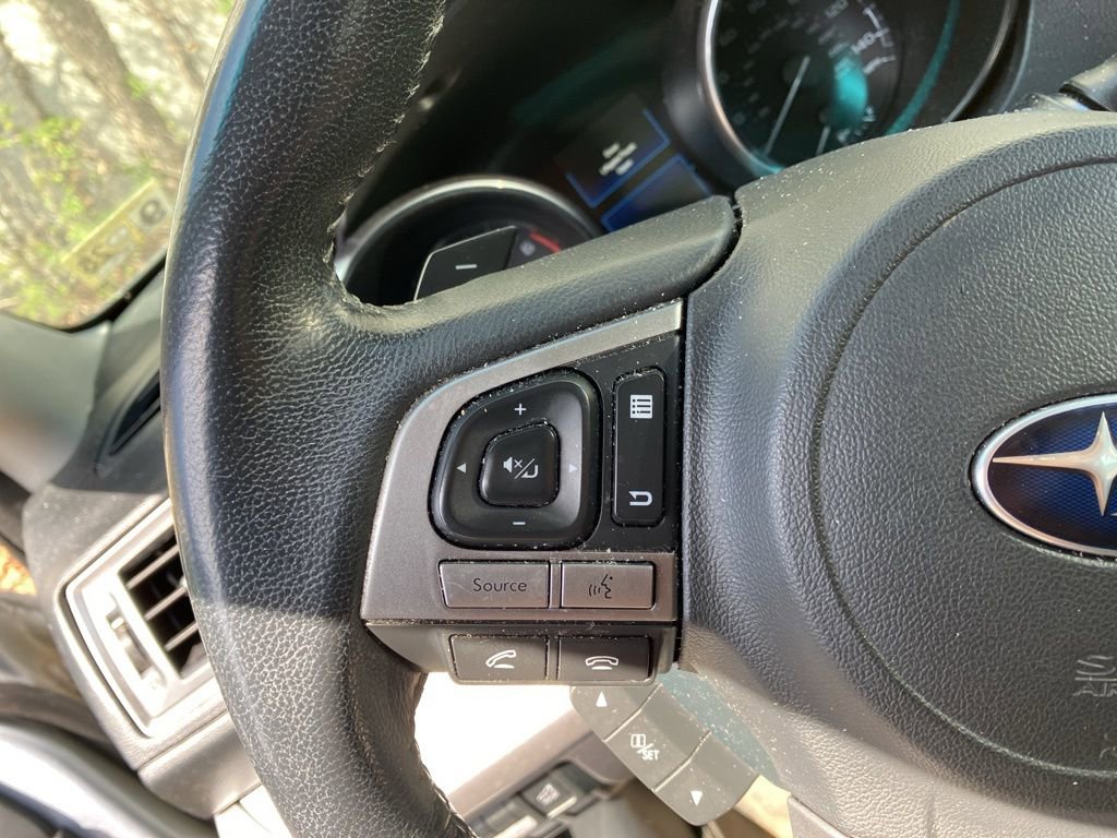 Used 2015 Subaru Legacy 2.5i Premium w/ Moonroof Package image 11