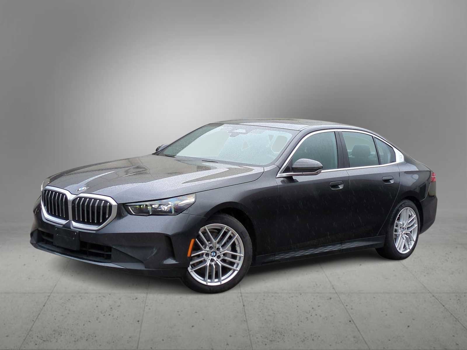 Used 2025 BMW 530i xDrive w/ Premium Package image 1