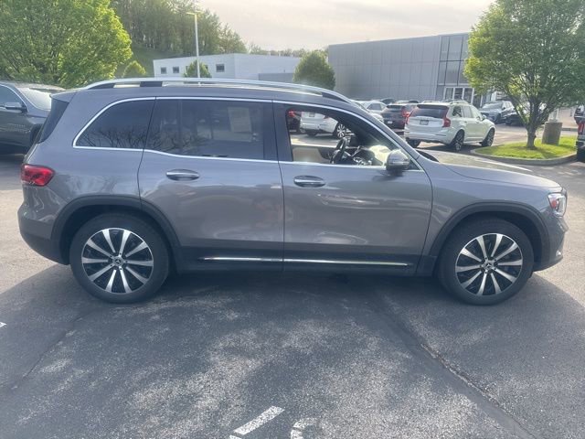 Used 2021 Mercedes-Benz GLB 250 4MATIC image 7