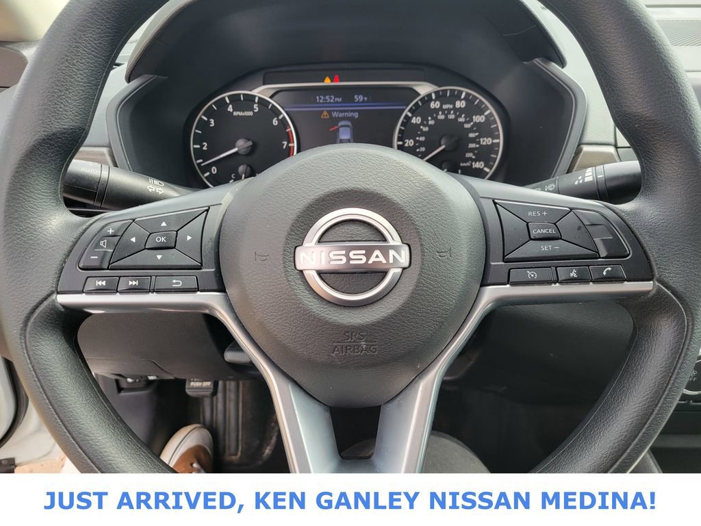 Certified 2025 Nissan Altima 2.5 SV image 12