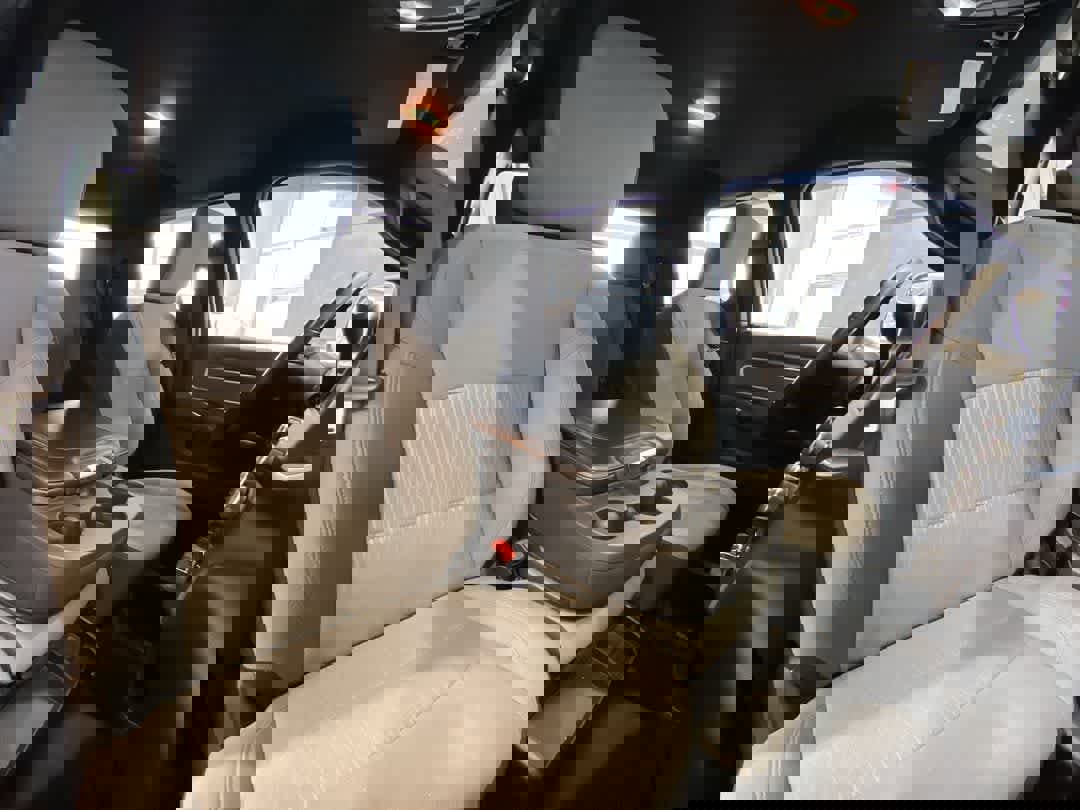 Used 2021 RAM 3500 Big Horn w/ Cold Weather Group image 26