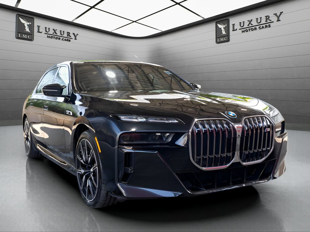 Used 2024 BMW i7 M70 AWD/4WD image 1