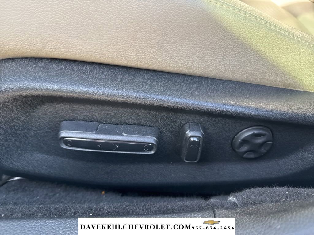 Used 2018 Honda Accord Touring image 17