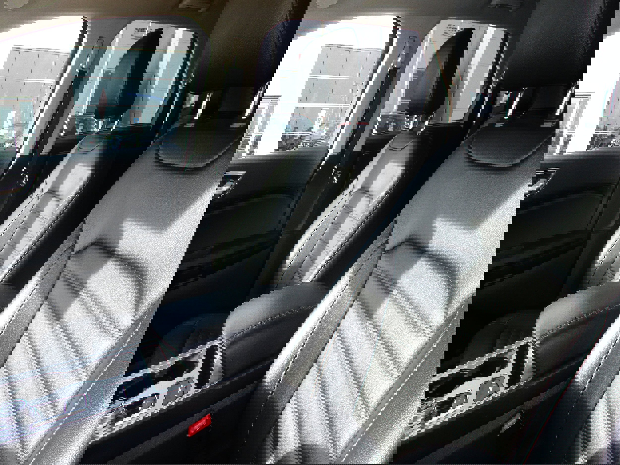 Used 2024 Ford Edge SEL w/ Convenience Package image 35