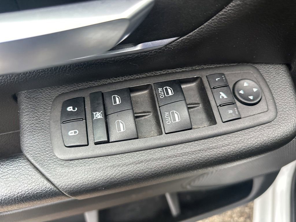 Used 2024 RAM 1500 Big Horn image 16