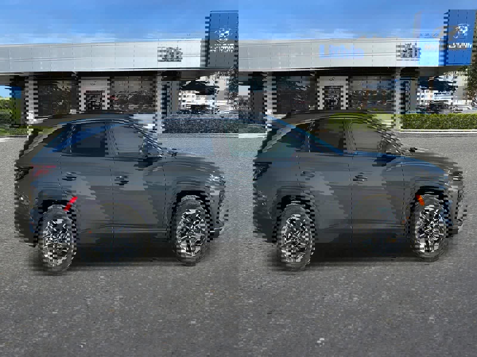 New 2026 Hyundai Tucson SEL image 8