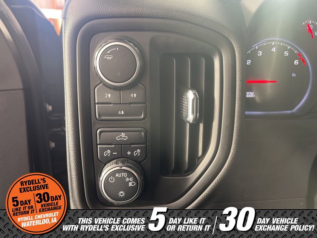 Certified 2020 Chevrolet Silverado 2500 Custom w/ Custom Convenience Package image 21