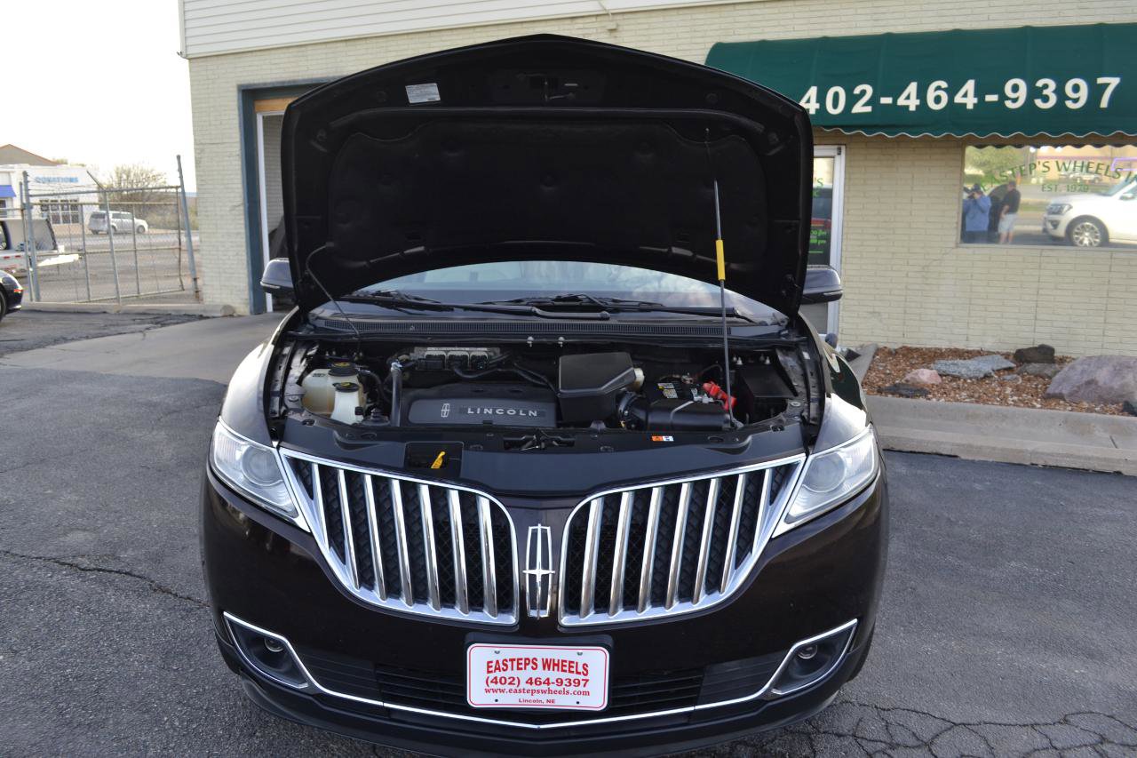 Used 2015 Lincoln MKX AWD w/ Equipment Group 102A image 50