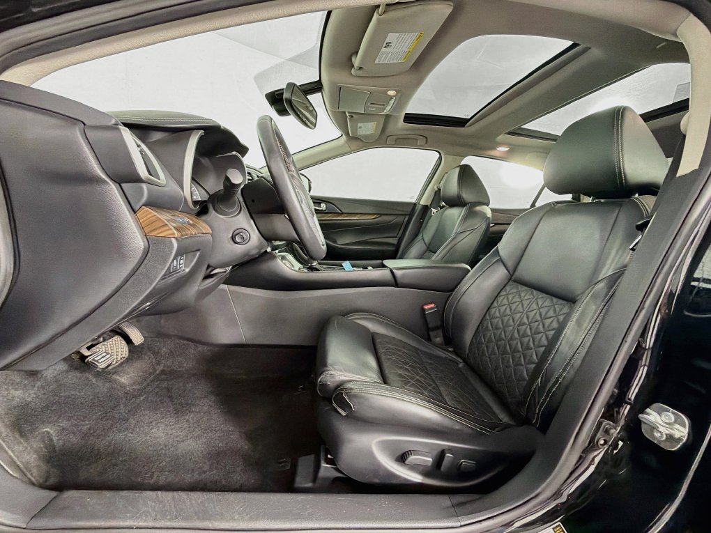 Used 2018 Nissan Maxima Platinum FWD image 12