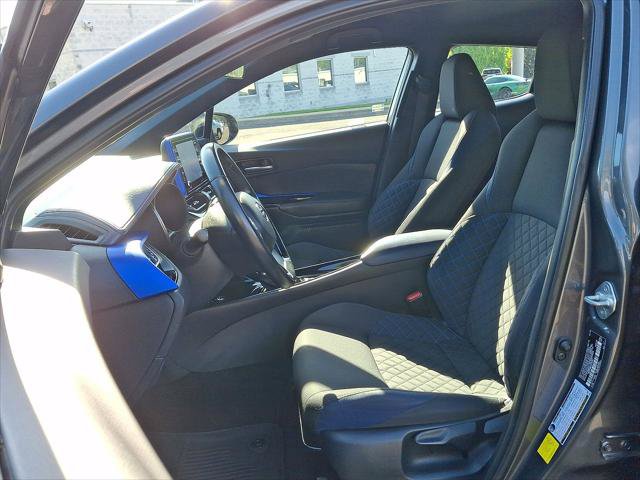 Certified 2020 Toyota C-HR XLE FWD image 13