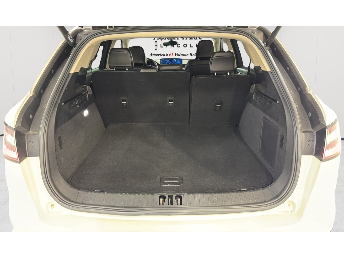 Certified 2022 Lincoln Nautilus Reserve FWD image 22