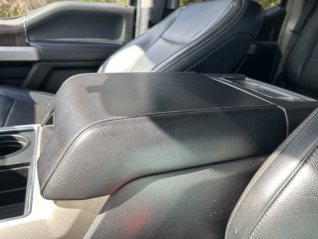 Used 2019 Ford F250 Lariat w/ Lariat Value Package image 35