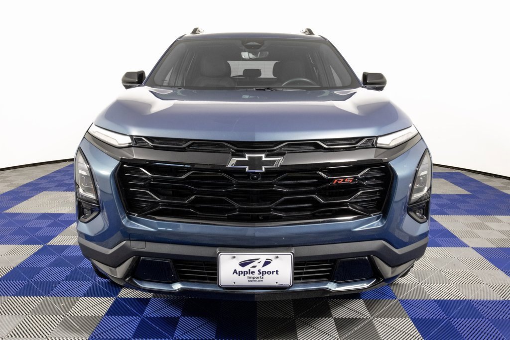 Used 2025 Chevrolet Equinox RS w/ Safety and Technology Package image 2