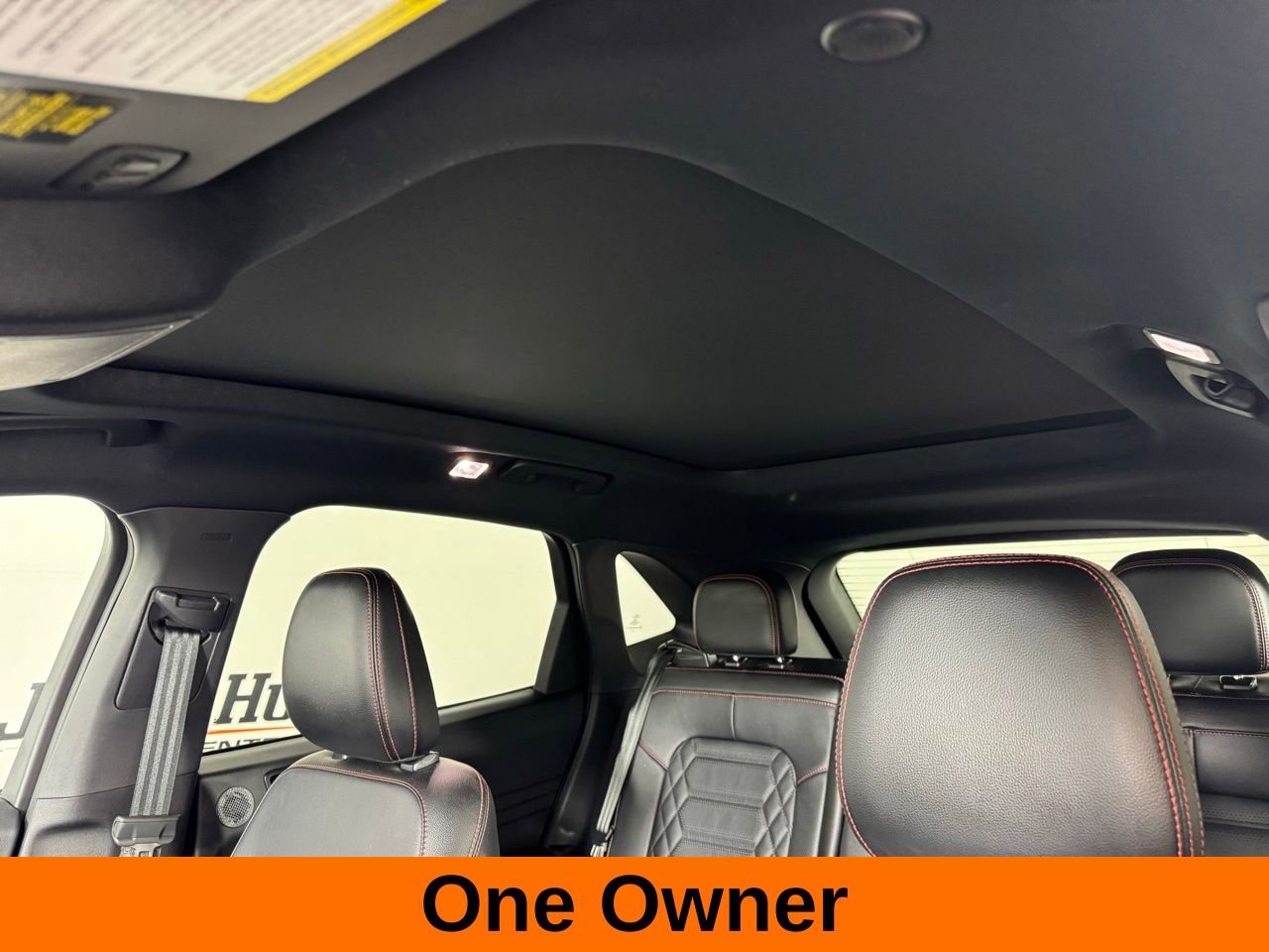 Used 2024 Ford Escape ST-Line Elite w/ Premium Technology Package AWD/4WD image 3