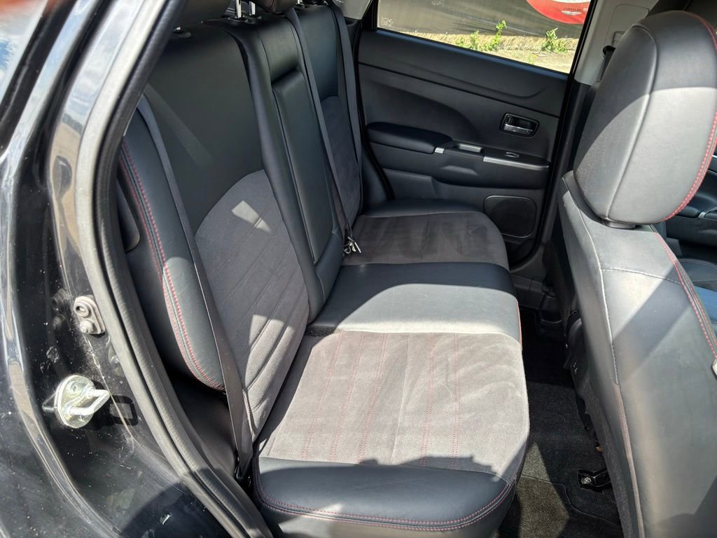 Used 2022 Mitsubishi Outlander Sport SE AWD/4WD image 27