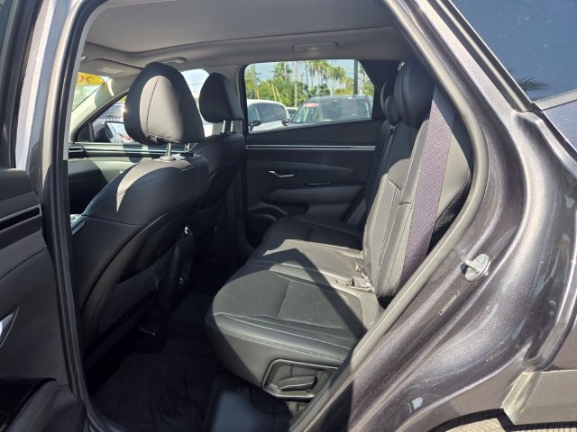 Used 2023 Hyundai Tucson Limited AWD/4WD image 11