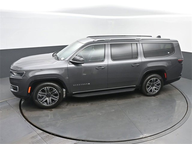 Used 2024 Jeep Wagoneer L Series II w/ Flexible Seating Group image 41