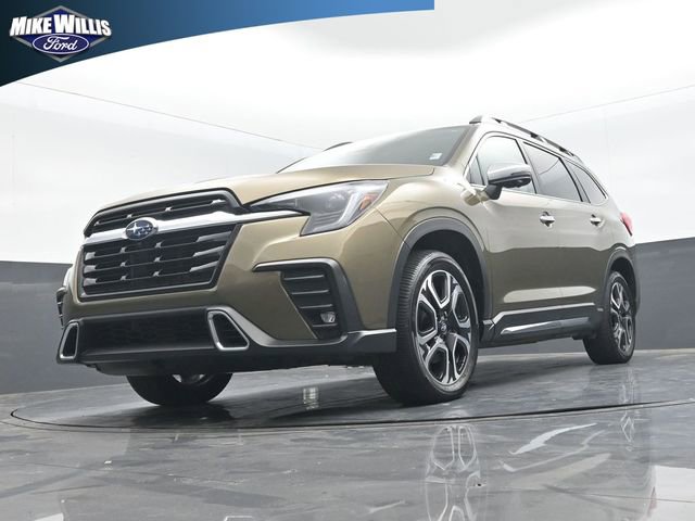 Used 2023 Subaru Ascent Touring image 19