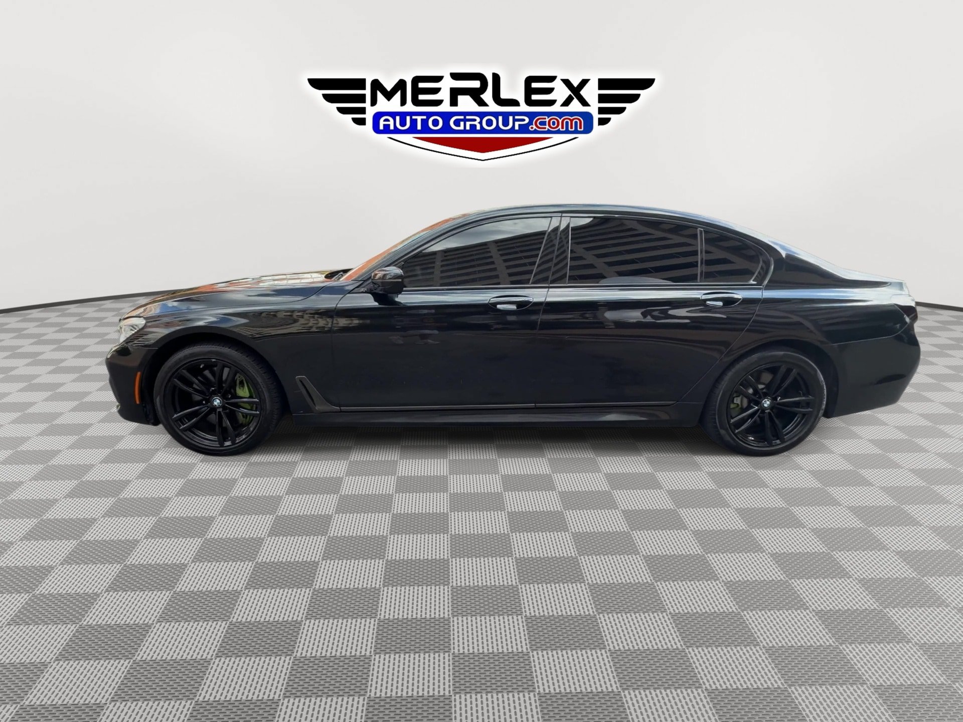 Used 2019 BMW 750i xDrive w/ M Sport Package AWD/4WD image 5