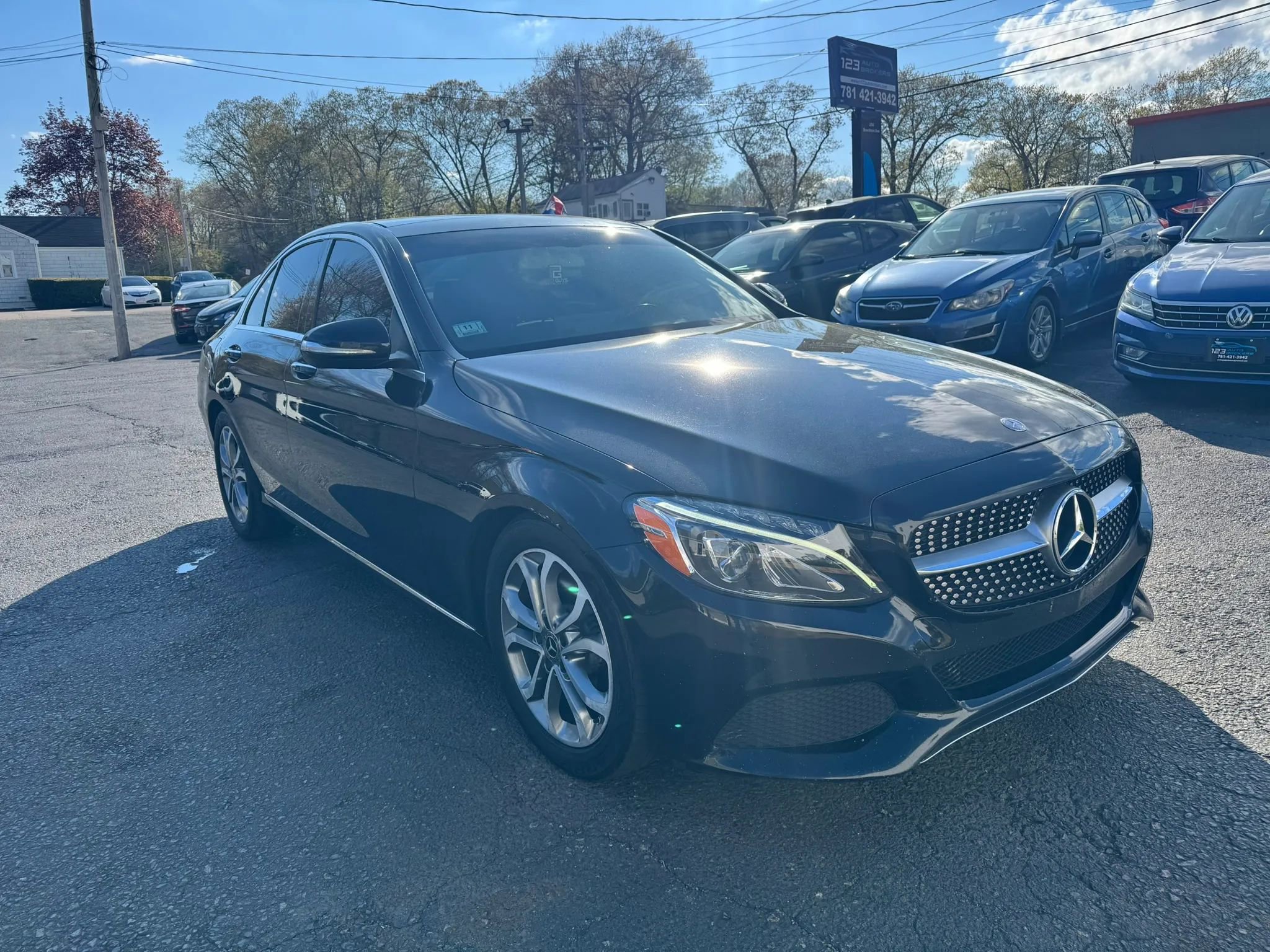 Used 2015 Mercedes-Benz C 300 4MATIC Sedan image 1