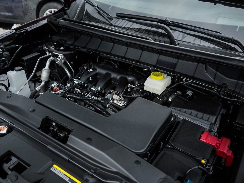 New 2025 Nissan Pathfinder Platinum image 7