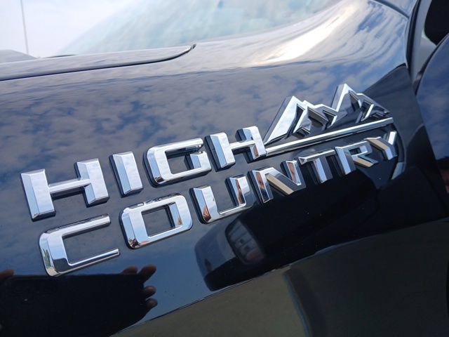 Certified 2024 Chevrolet Silverado 1500 High Country w/ Technology Package AWD/4WD image 9