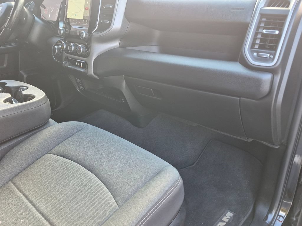 Used 2024 RAM 2500 Tradesman w/ Chrome Appearance Group AWD/4WD image 21