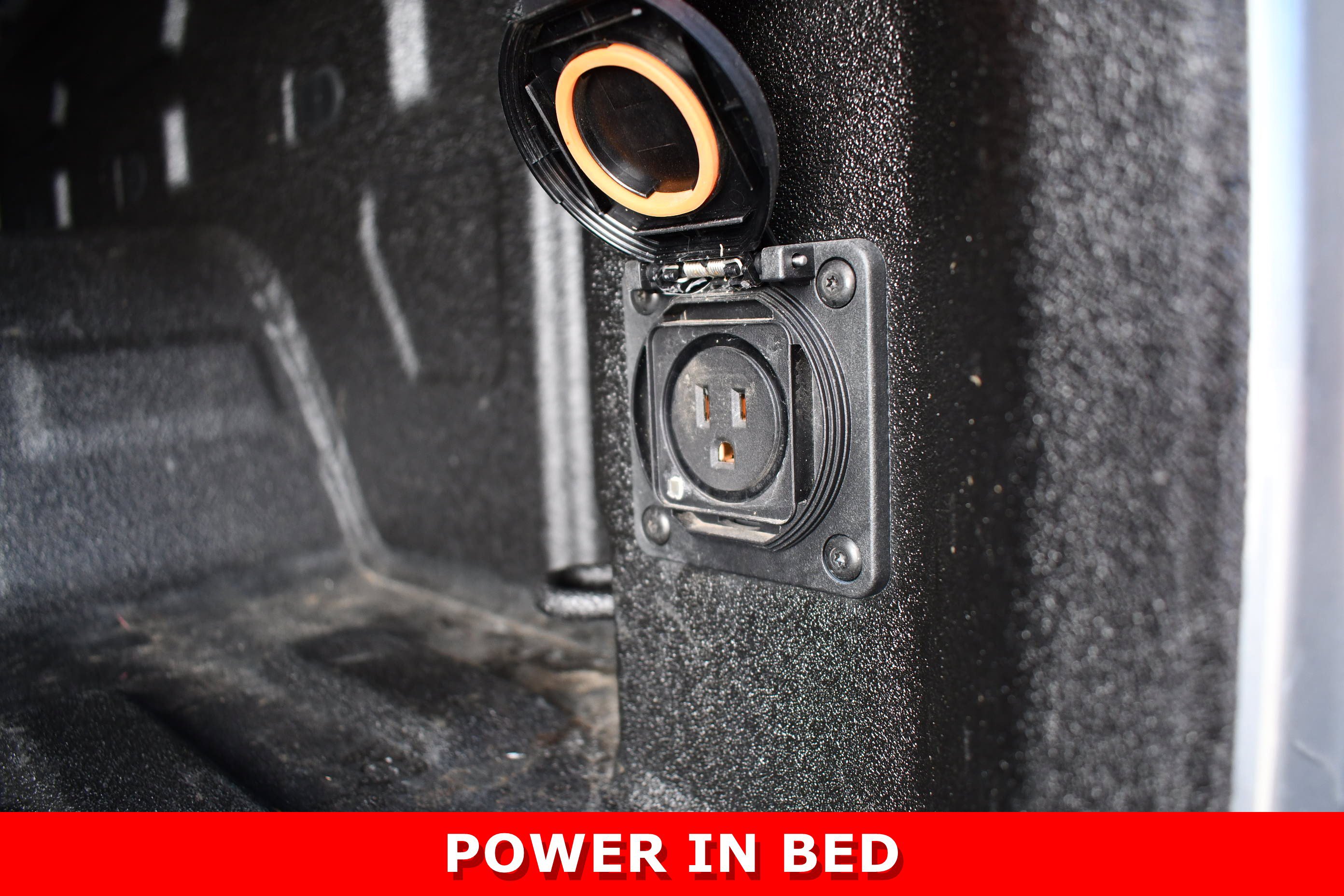 Used 2021 GMC Sierra 1500 SLT w/ X31 Off-Road Package image 10