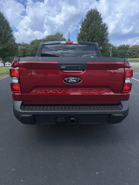 New 2025 Ford Maverick Lariat w/ Black Appearance Package image 2