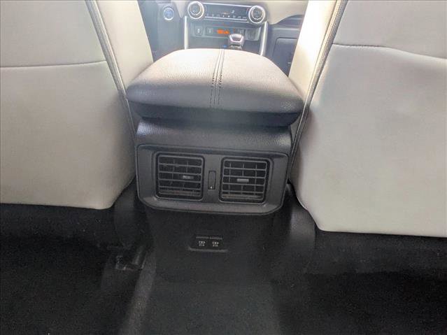Used 2021 Toyota RAV4 Limited image 13