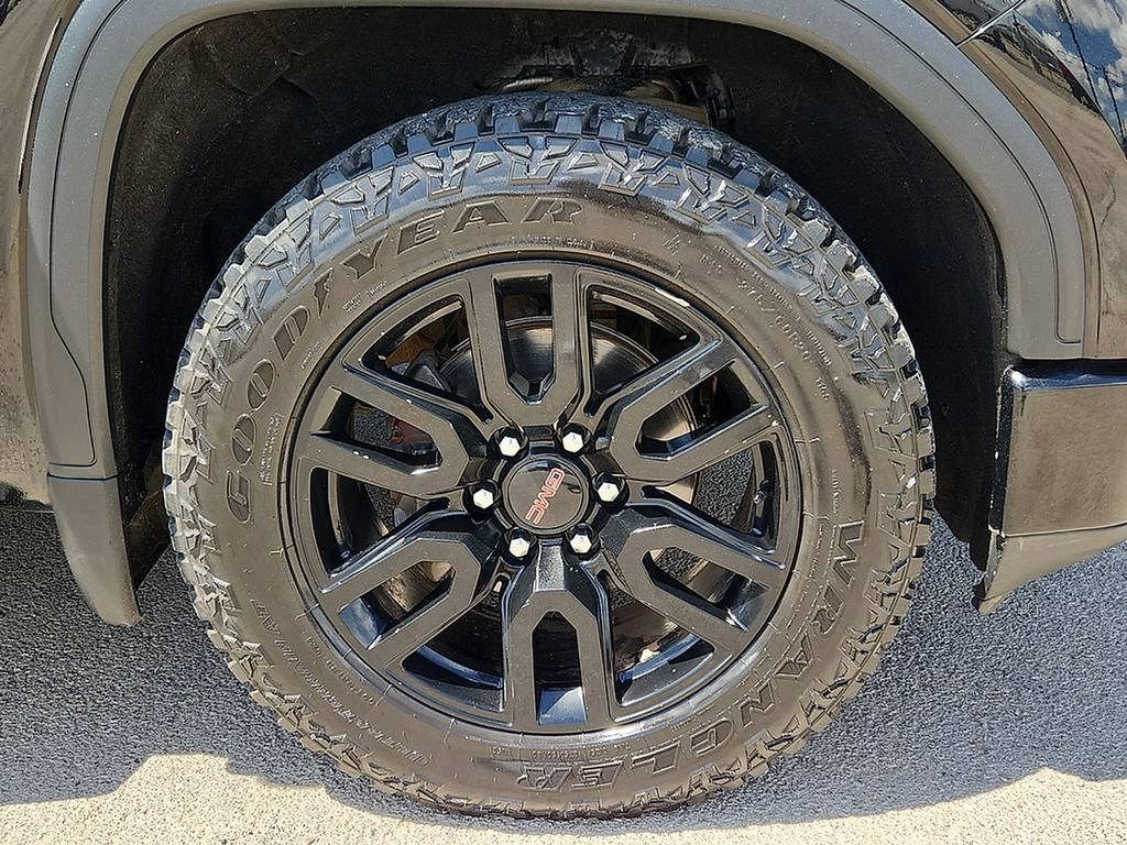 Used 2020 GMC Sierra 1500 Elevation w/ Elevation Value Package AWD/4WD image 8
