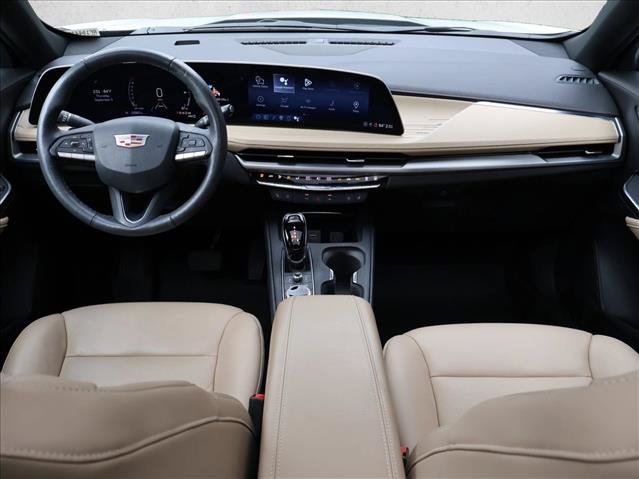 Used 2024 Cadillac XT4 Premium Luxury AWD/4WD image 22