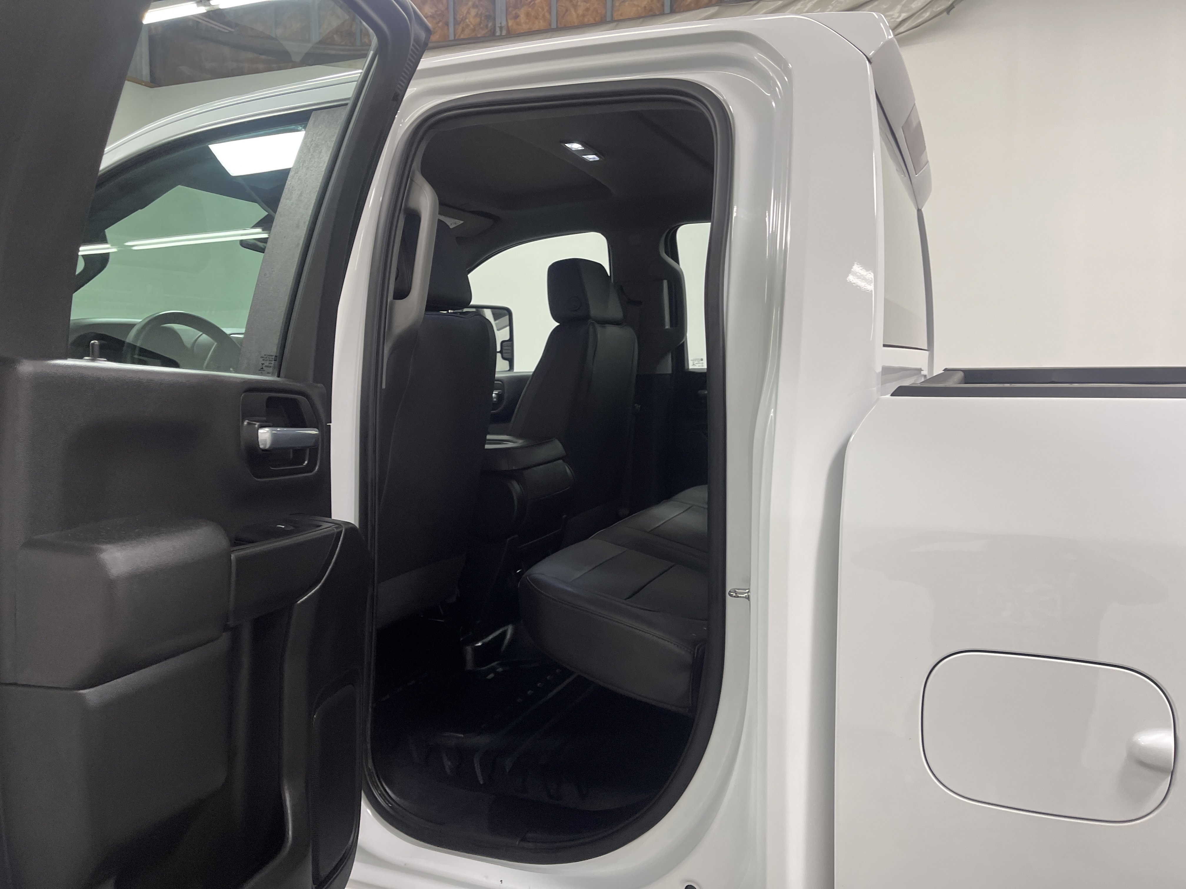 Used 2021 Chevrolet Silverado 2500 W/T w/ WT Fleet Convenience Package image 13