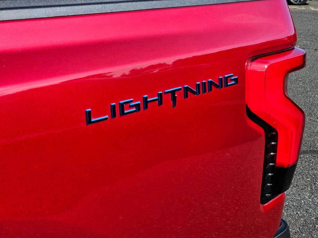 Certified 2025 Ford F150 Lightning Platinum AWD/4WD image 10