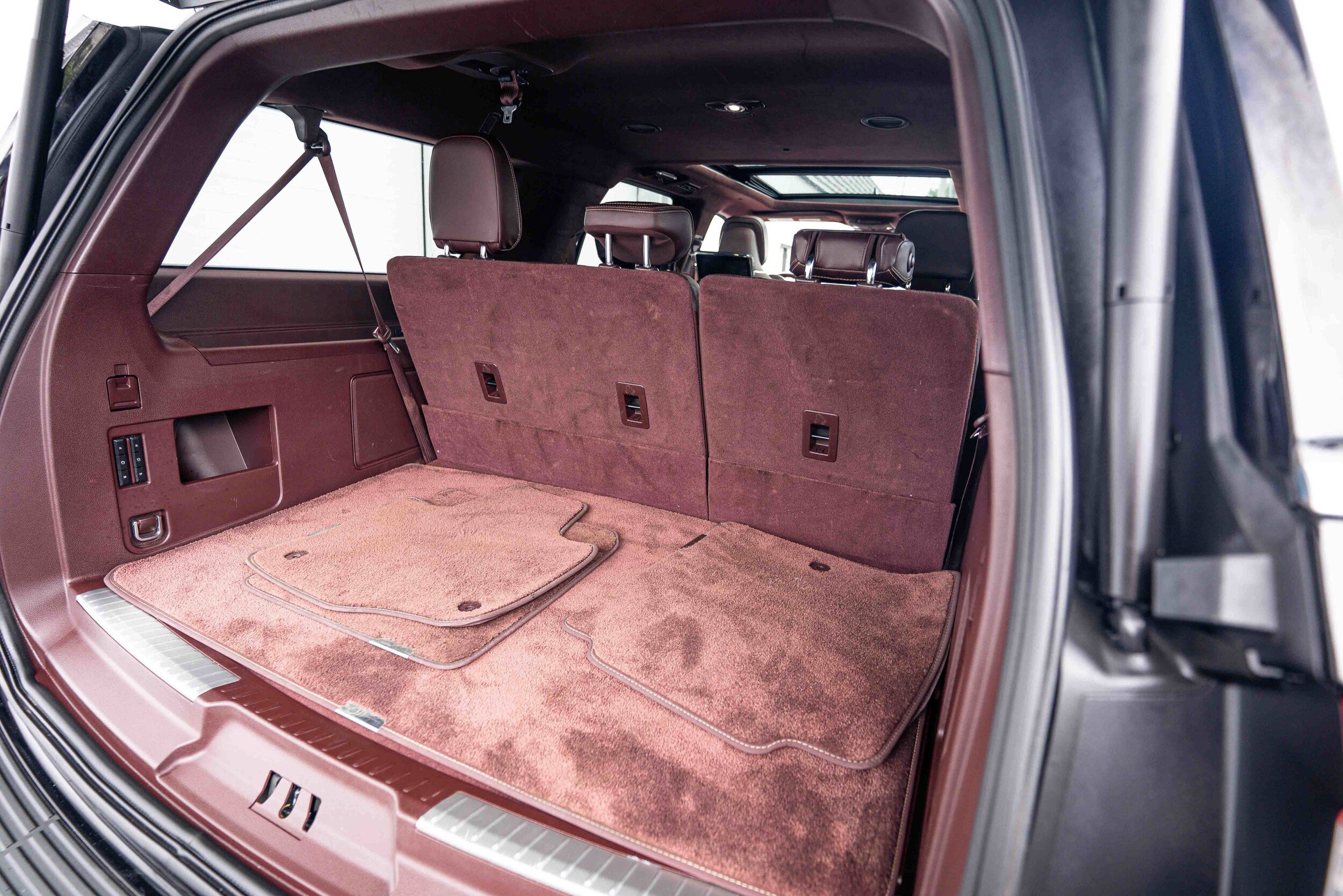 Used 2021 Lincoln Navigator L Black Label w/ Cargo Convenience Package AWD/4WD image 21