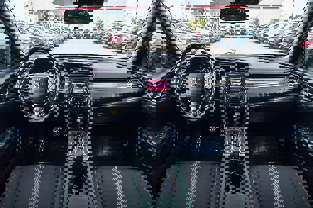 Used 2019 Honda Civic Sport image 15