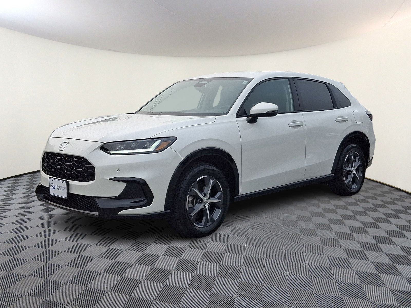 Used 2025 Honda HR-V EX-L image 3