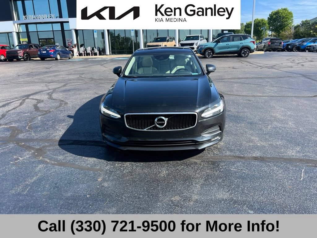 Used 2019 Volvo S90 T5 Momentum w/ Protection Package AWD/4WD image 2