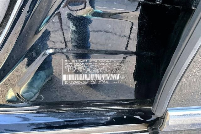 Used 2013 Lexus LS 460 AWD w/ F-Sport Pkg image 29