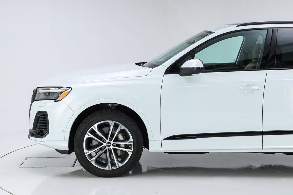 Used 2026 Audi Q7 3.0T Premium AWD/4WD image 48