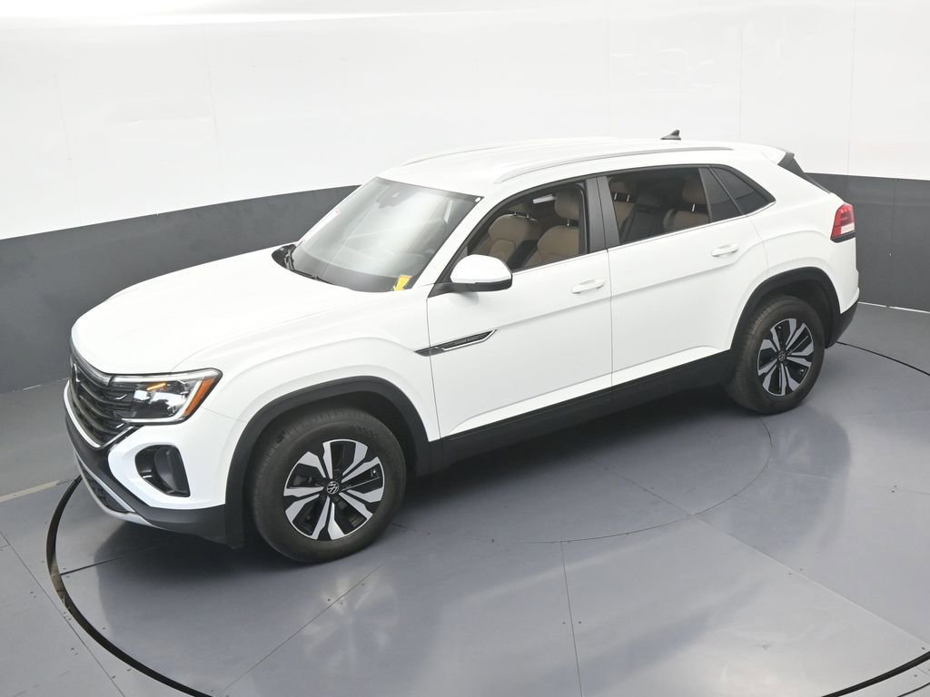 Used 2024 Volkswagen Atlas Cross Sport SE image 45