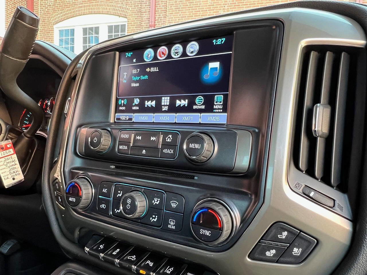 Used 2018 Chevrolet Silverado 2500 High Country w/ Duramax Plus Package image 26