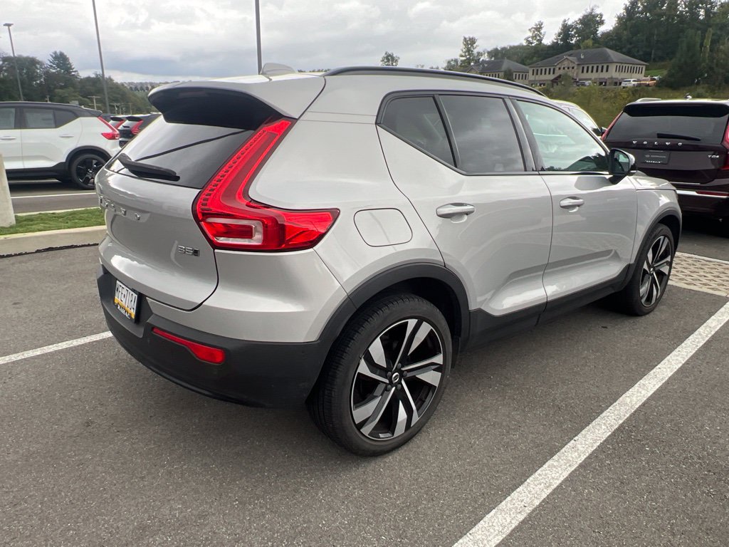 Certified 2023 Volvo XC40 B5 Ultimate w/ Climate Package AWD/4WD image 24