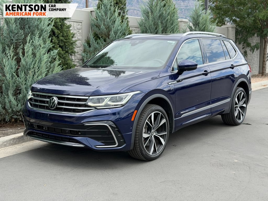 Used 2022 Volkswagen Tiguan SEL R-Line AWD/4WD image 2