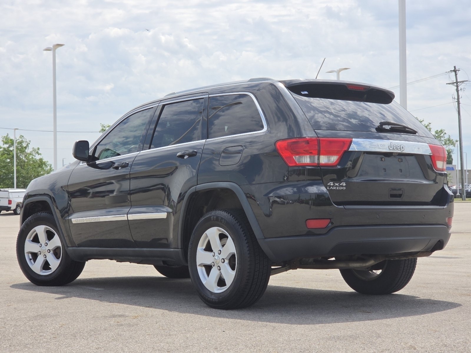 Used 2012 Jeep Grand Cherokee Laredo AWD/4WD image 14