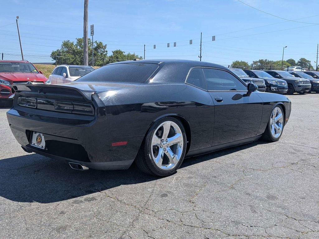 Used 2013 Dodge Challenger R/T RWD image 5