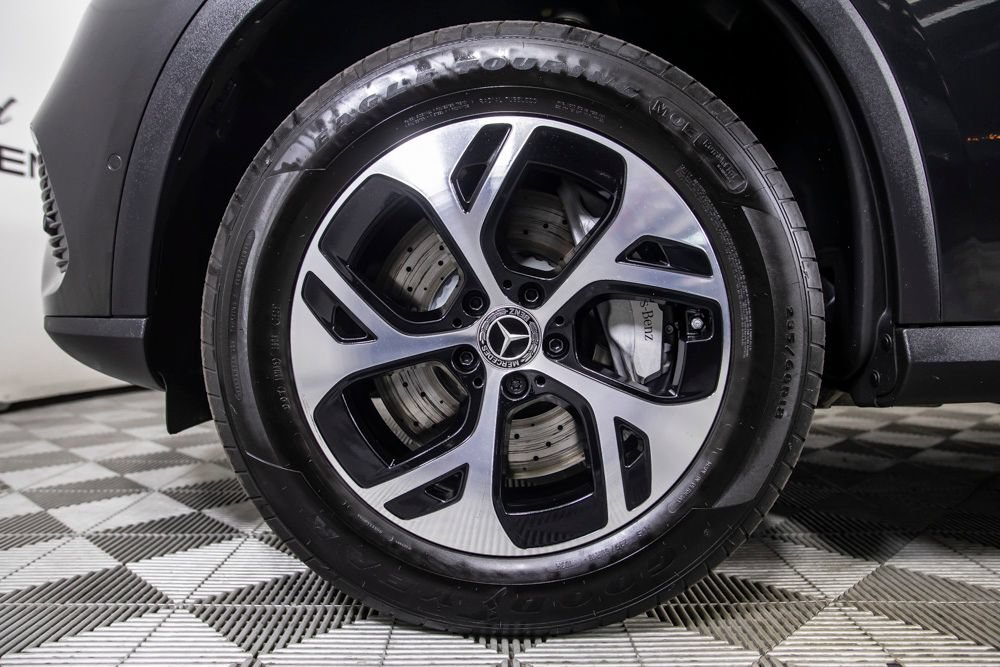Used 2026 Mercedes-Benz GLC 350e 4MATIC image 38
