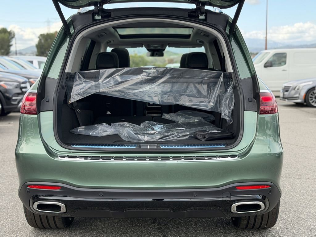 New 2026 Mercedes-Benz GLS 450 4MATIC image 13