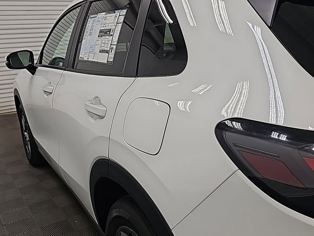 New 2026 Honda HR-V LX image 6