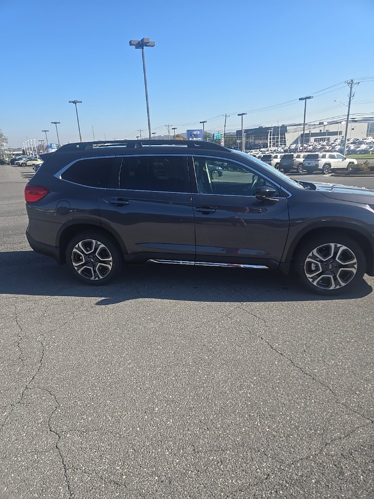 New 2027 Subaru Ascent Limited AWD/4WD image 4